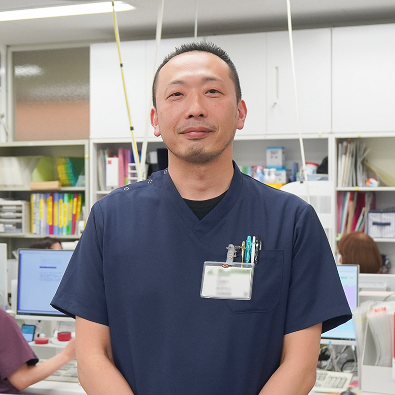 社会福祉士　穐本