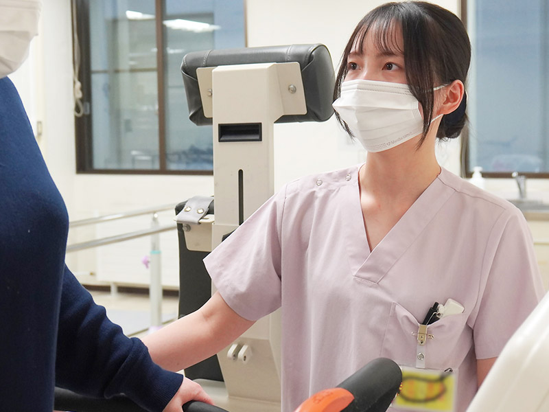 理学療法士　柏﨑さん