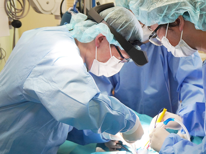 専攻医　外崎さん