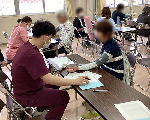 出張メディコトリム 血圧測定