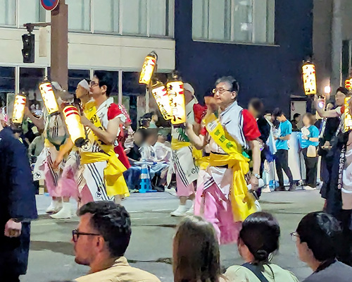 青森県立中央病院　ねぶた参加3